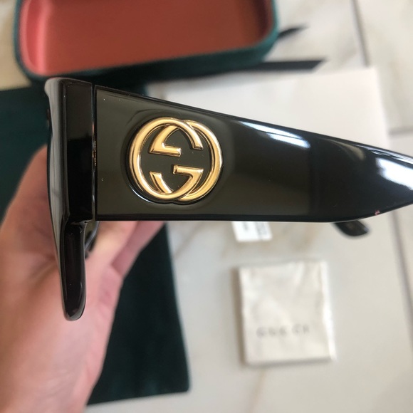 🔥NEW LUXURY GUCCI SUNGLASSES 🔥 - Picture 12 of 14